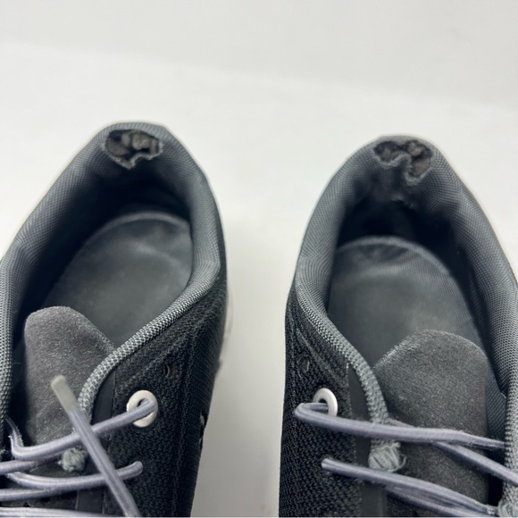 On Running Cloud 5 Black Athletic Running Shoes Size 9 - Picture 2 of 8